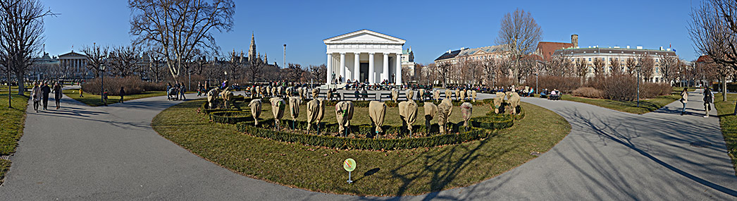 Volksgarten, Theseustempel